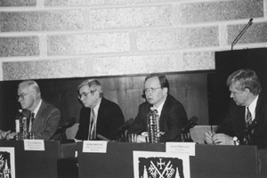 11.JPG (26155 BYTES)