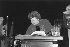 10V.JPG (21073 BYTES)