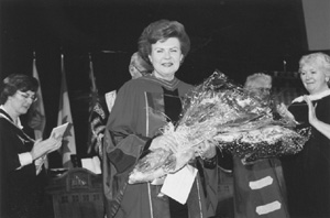 11V.JPG (24684 BYTES)