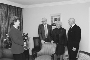 6V.JPG (22576 BYTES)