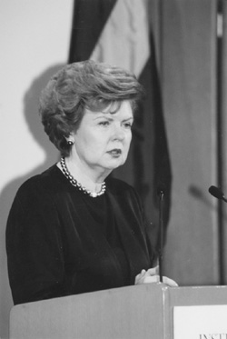 14.JPG (23429 BYTES)