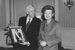 19.JPG (17820 BYTES)