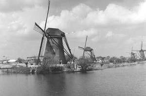 60000~1.JPG (21036 BYTES)