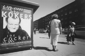 MI4.JPG (26651 BYTES)