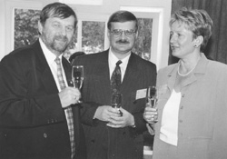 B11.JPG (19740 BYTES)