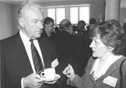 B6.JPG (20789 BYTES)