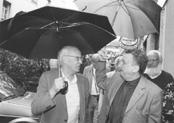 AU3.JPG (29787 BYTES)