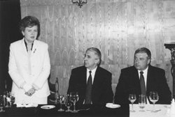 10.JPG (25260 BYTES)