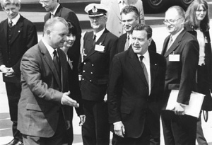 B2A.JPG (31502 BYTES)