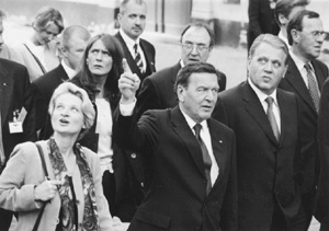 V10.JPG (30910 BYTES)