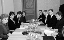 DISK.JPG (24566 BYTES)