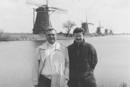 UD2.JPG (16001 BYTES)