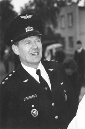 LIDO3.JPG (35686 BYTES)