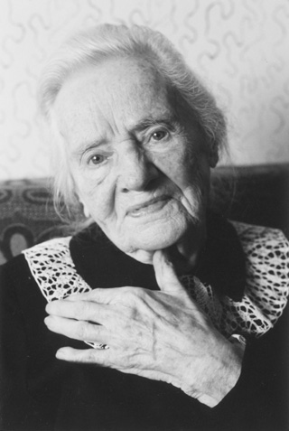 IL4.JPG (42435 BYTES)