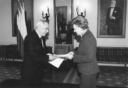 L1.JPG (21177 BYTES)