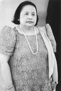 F2.JPG (57568 BYTES)