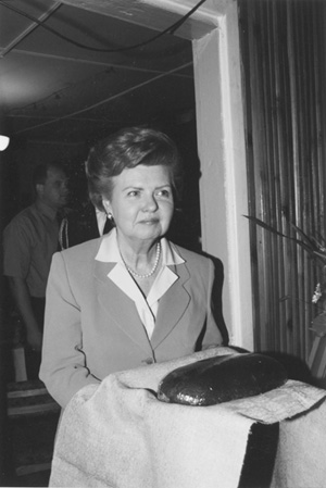 R1.JPG (40459 BYTES)