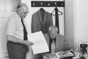 MI1.JPG (24091 BYTES)