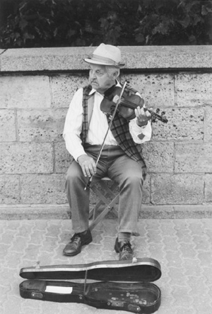 MI2.JPG (56461 BYTES)