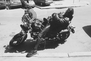 MI3.JPG (27533 BYTES)