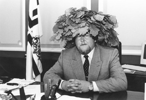 S2.JPG (29446 BYTES)