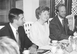 P2.JPG (24495 BYTES)