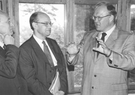 P4.JPG (24642 BYTES)