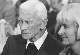 D37.JPG (18886 BYTES)