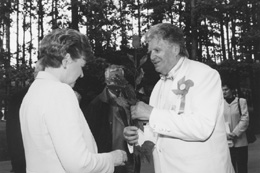 DK2.JPG (25700 BYTES)