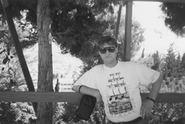 KURPNIEKS.JPG (27383 BYTES)