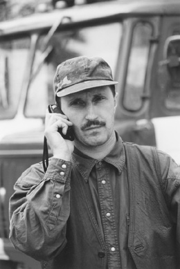 ME4.JPG (36108 BYTES)