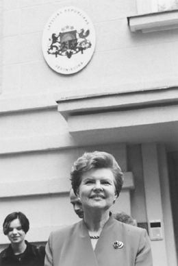 12.JPG (29236 BYTES)