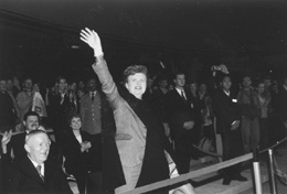 K1.JPG (17053 BYTES)