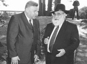 O110.JPG (29106 BYTES)