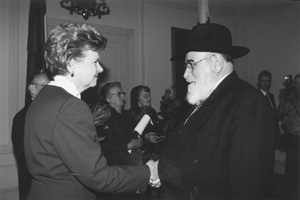 O2.JPG (18921 BYTES)