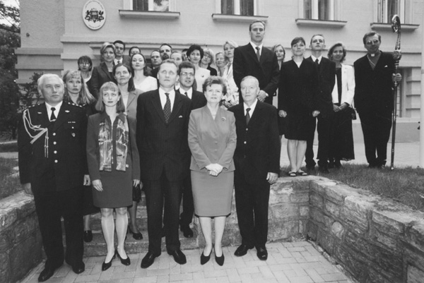 V6.JPG (86597 BYTES)