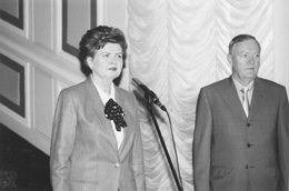 F20.JPG (19170 BYTES)