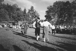 M1.JPG (26986 BYTES)