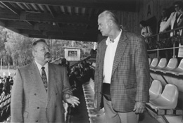 32.JPG (23733 BYTES)