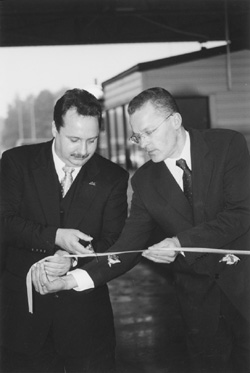 RO1.JPG (25687 BYTES)