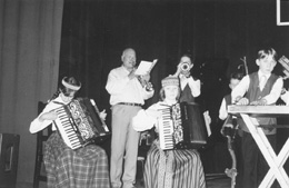 JEK4.JPG (21911 BYTES)