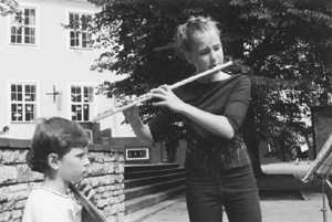 MI2.JPG (33917 BYTES)