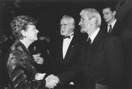 17.JPG (17947 BYTES)