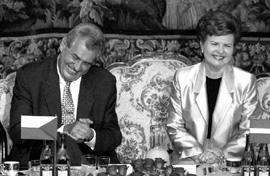 CZECHR~2.JPG (34433 BYTES)