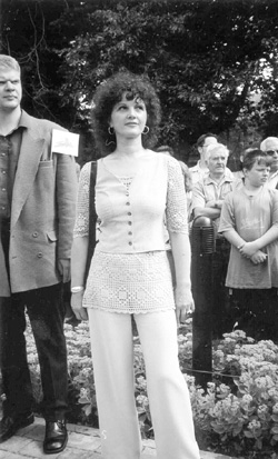 10.JPG (52076 BYTES)