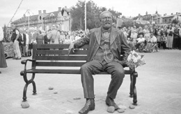 14.JPG (24037 BYTES)