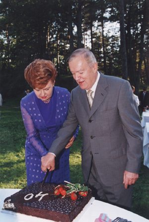 21.JPG (152271 BYTES)