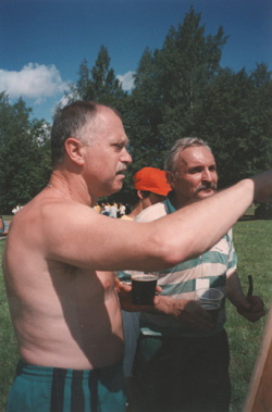 MALDUPS.JPG (42442 BYTES)