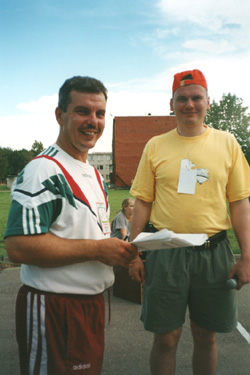 TIESNESI.JPG (43173 BYTES)