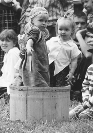 PI3.JPG (59264 BYTES)